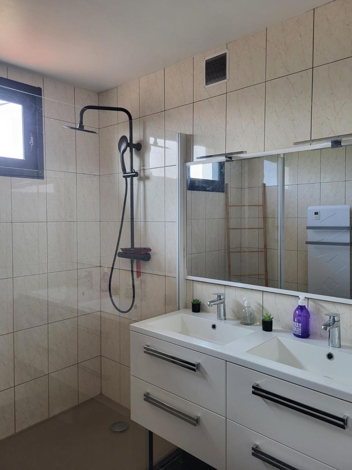 ברגרק Maison Cosy - 4 Chambres Doubles מראה חיצוני תמונה